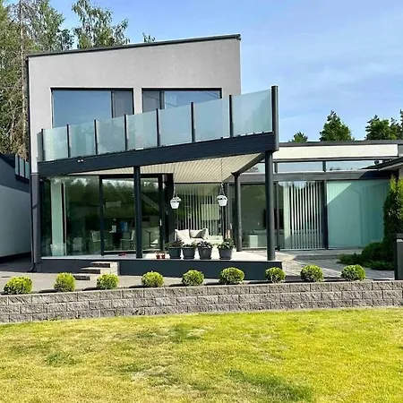 アパート Luxus Guest & Sauna Finnish Design House エスポー