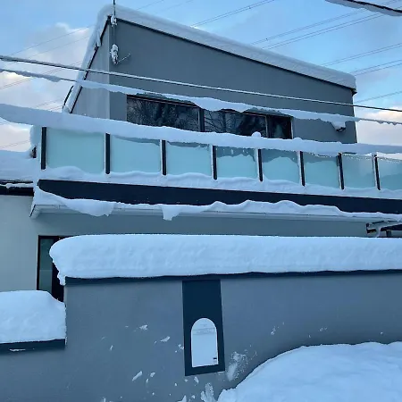 Luxus Guest & Sauna Finnish Design House アパート *