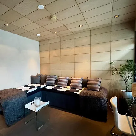 アパート Luxus Guest & Sauna Finnish Design House エスポー