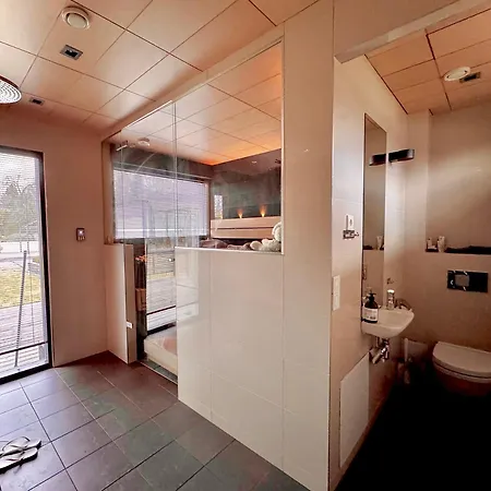 Luxus Guest & Sauna Finnish Design House Apartmán *
